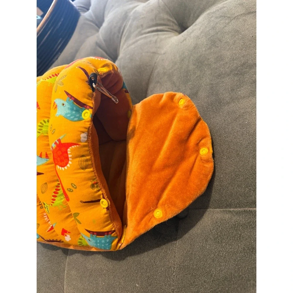 Unbranded Dinosaur Print Small Pet Bonding Pouch  Good Fleece Lined Carrier